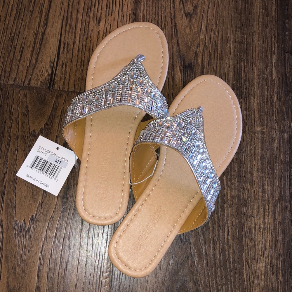 Tan & silver sandal - brand new - Olivia Miller